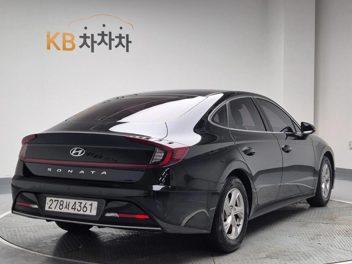 HYUNDAI SONATA DN8
