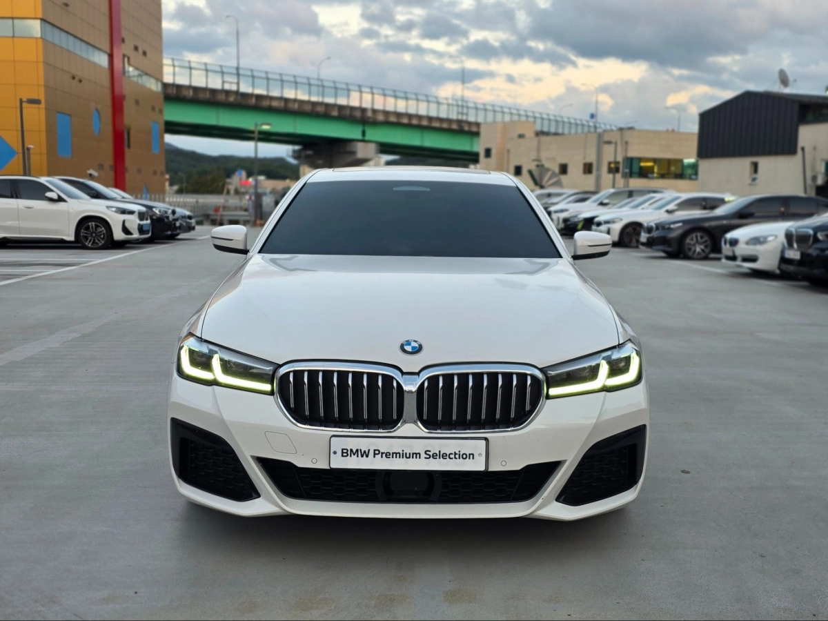 BMW 5-SERIES G30