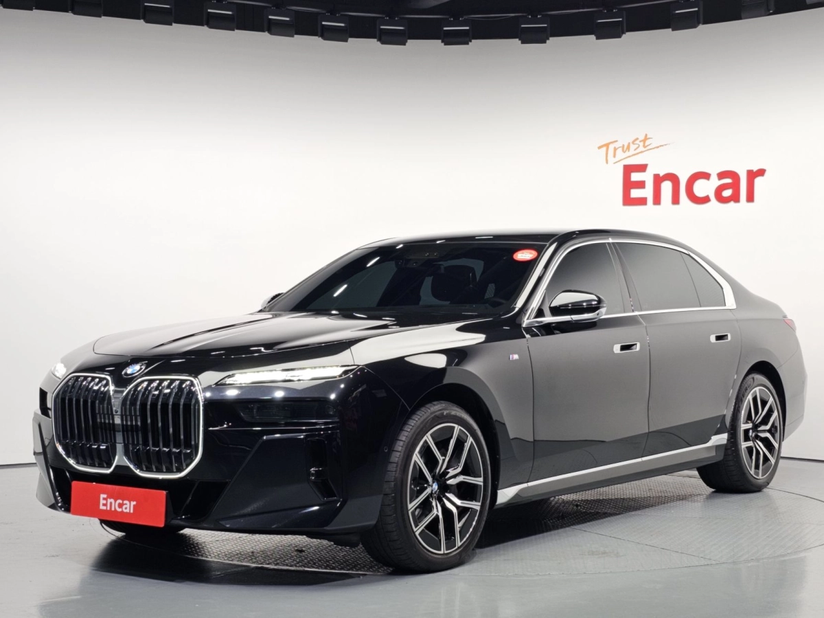 BMW 7-SERIES G70  2023