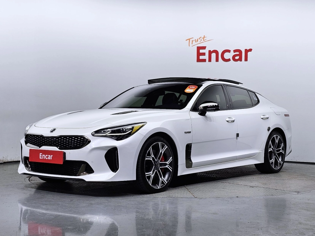 KIA STINGER  2020