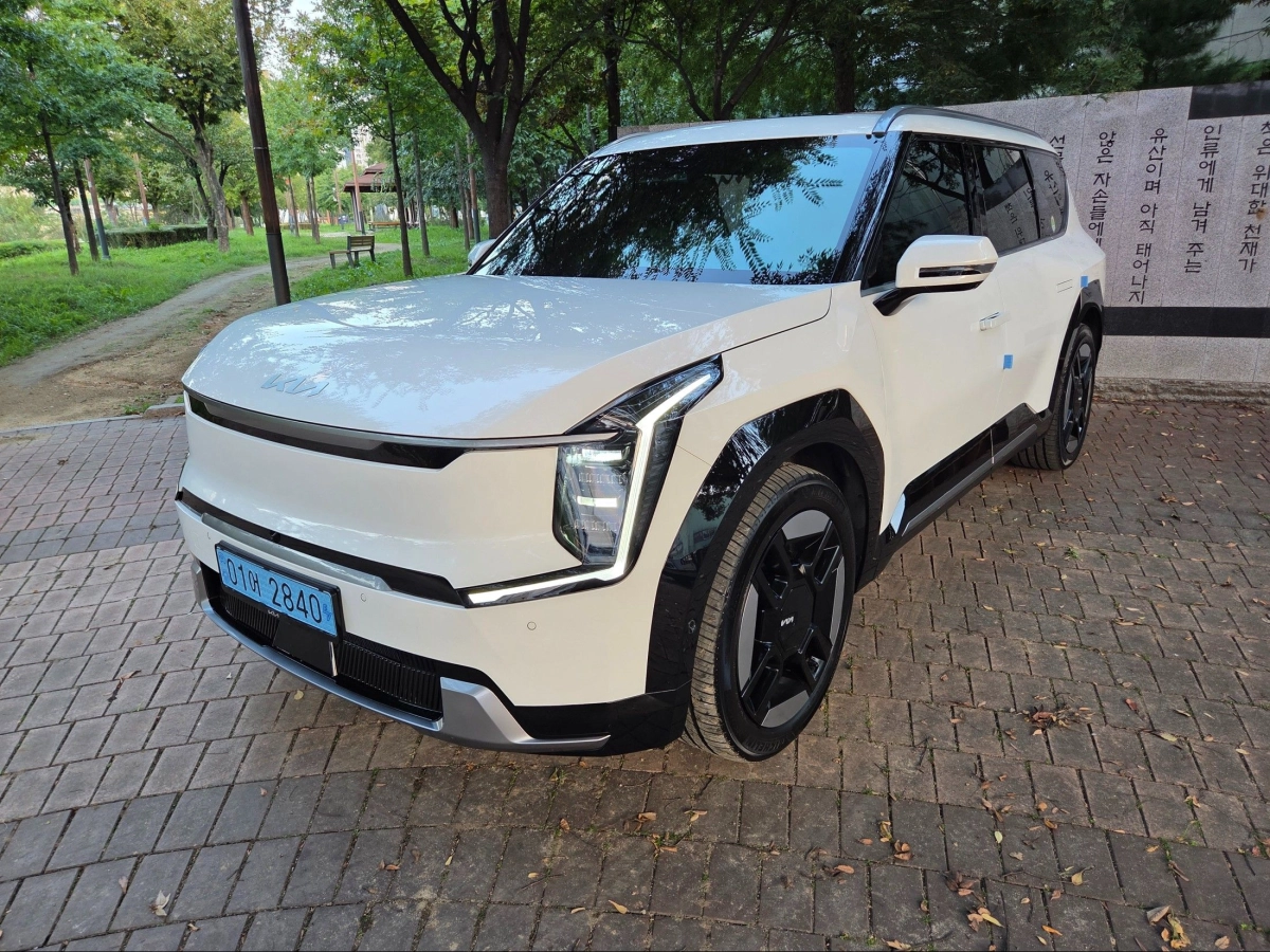 KIA EV9