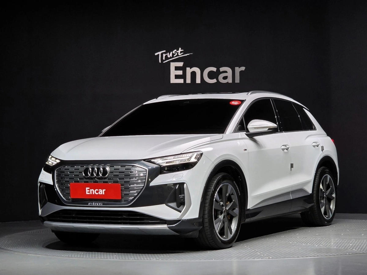 AUDI Q4 E-TRON F4  2023