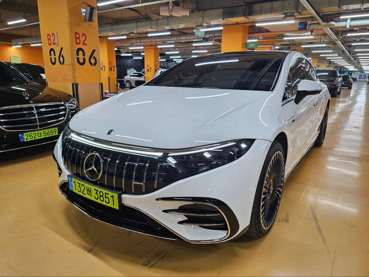 MERCEDES BENZ EQS V297