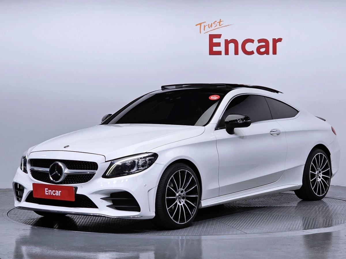 MERCEDES BENZ C-CLASS W205  2021