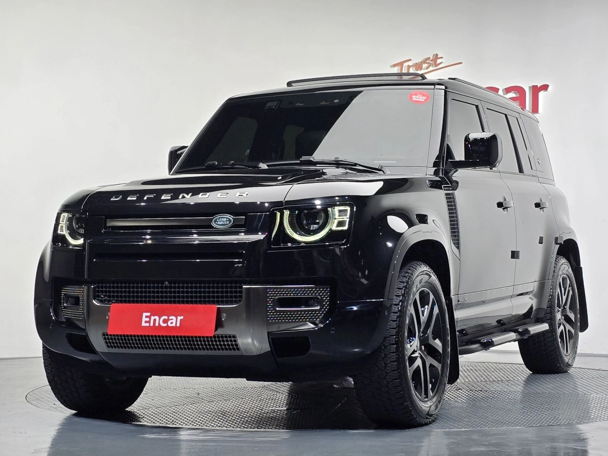 LAND ROVER DEFENDER L663  2024