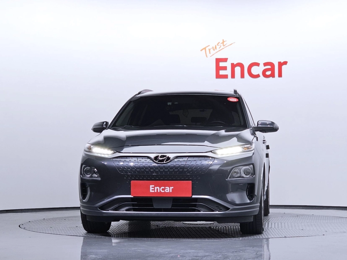 HYUNDAI KONA ELECTRIC