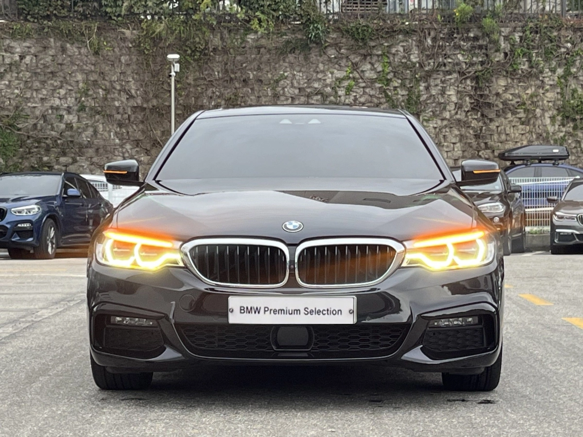 BMW 5-SERIES G30
