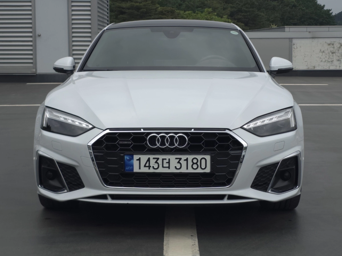 AUDI A5 F5