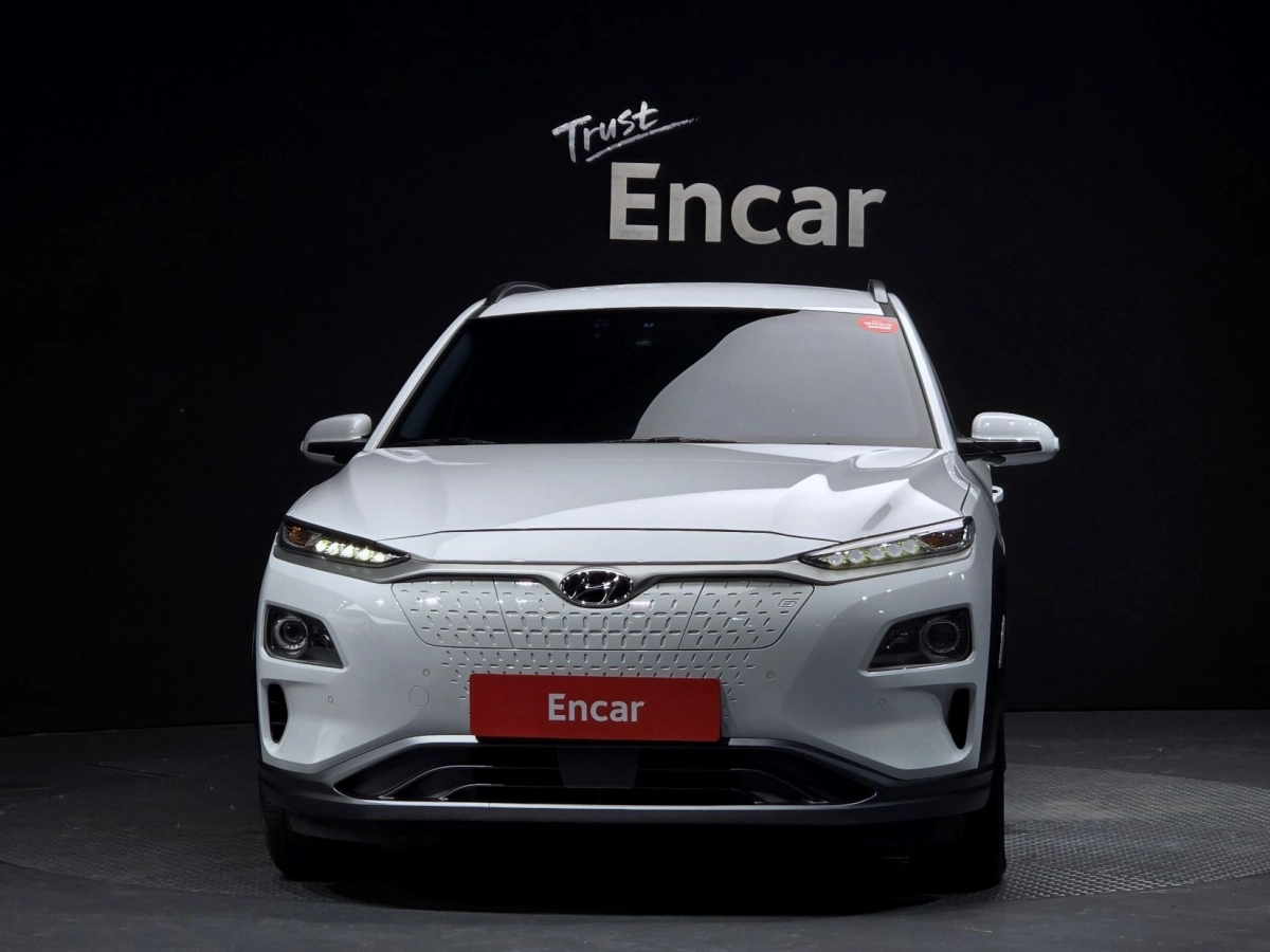 HYUNDAI KONA ELECTRIC