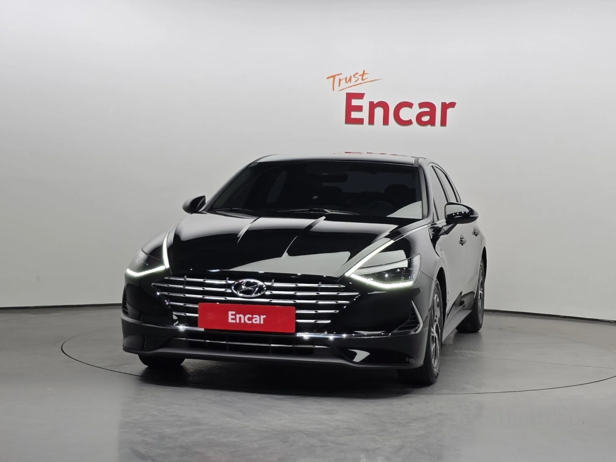 HYUNDAI SONATA HYBRID DN8