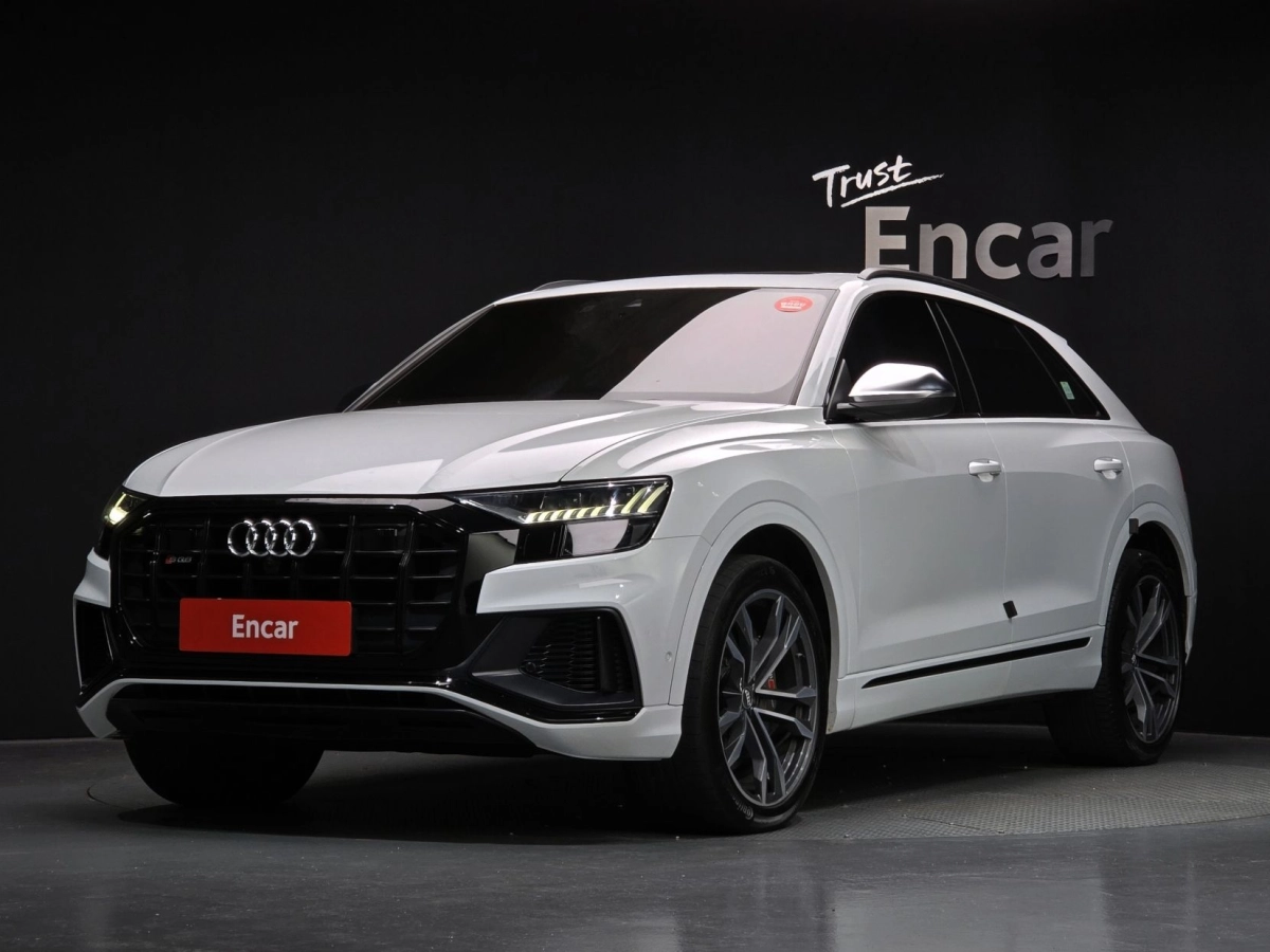 AUDI SQ8 4M  2020