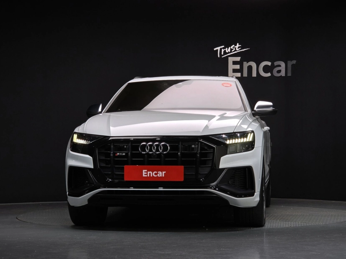 AUDI SQ8 4M