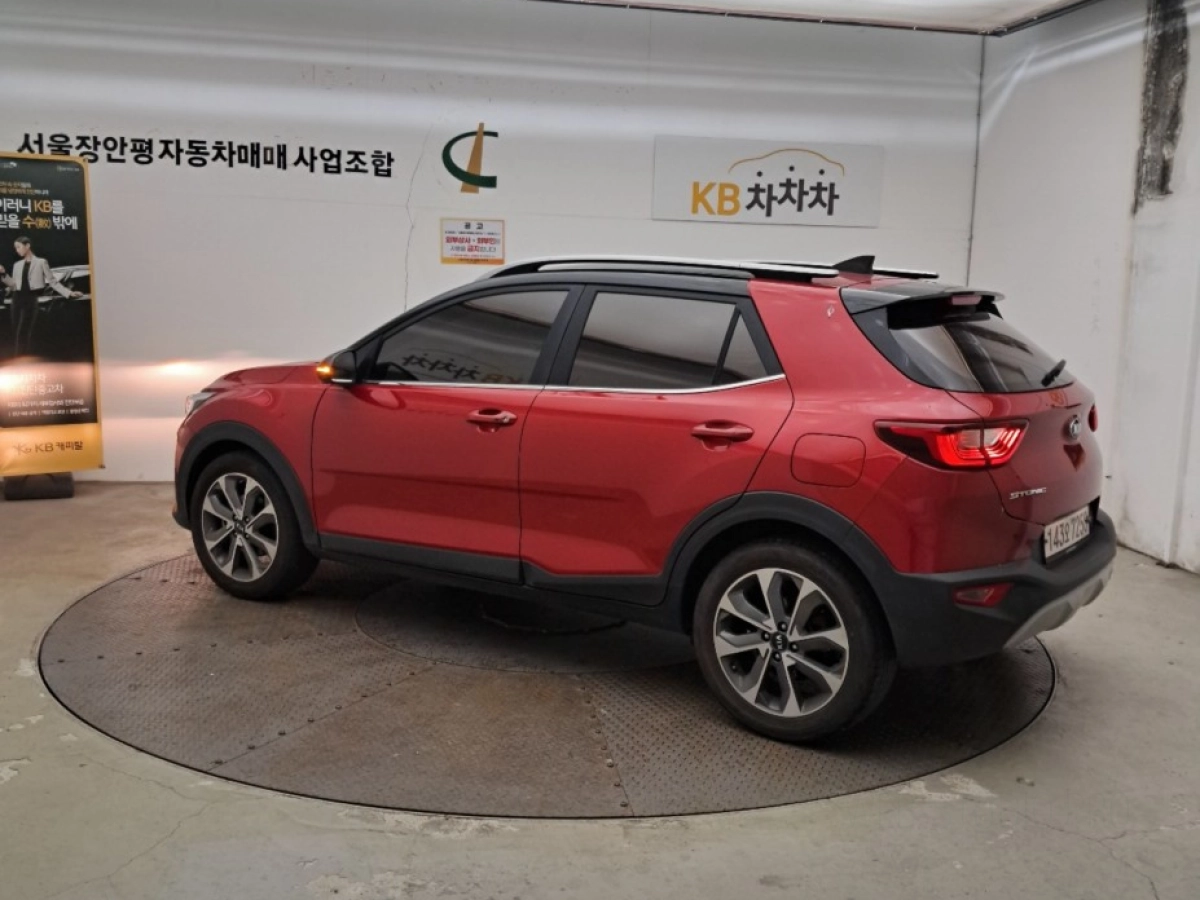 KIA STONIC