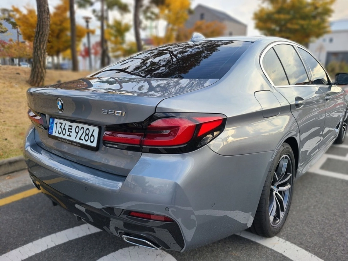 BMW 5-SERIES G30