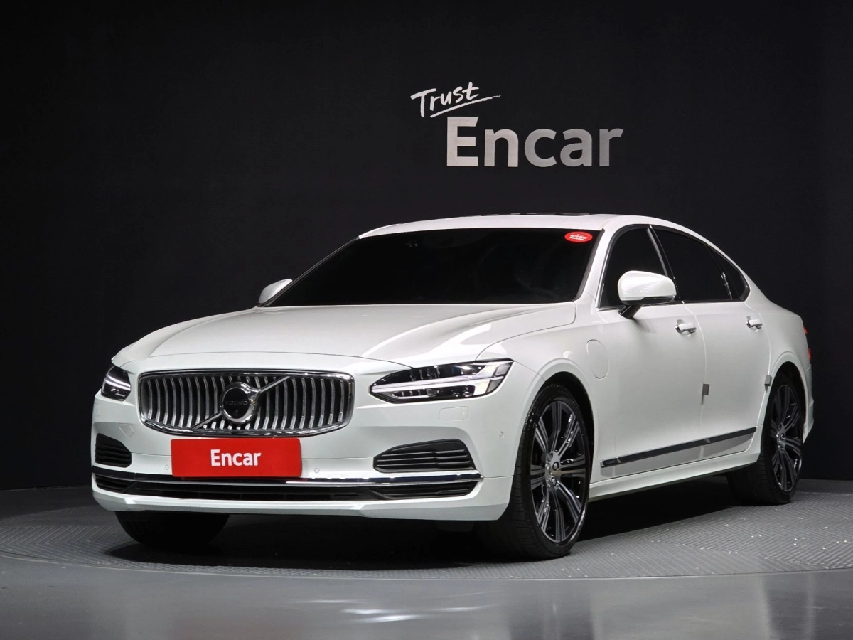 VOLVO S90 2021