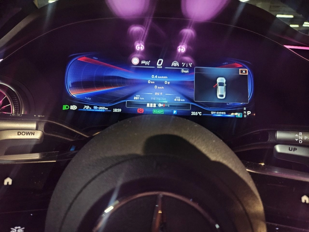 MERCEDES BENZ EQS V297