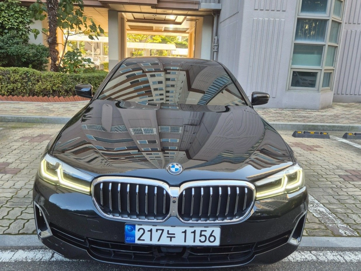 BMW 5-SERIES G30