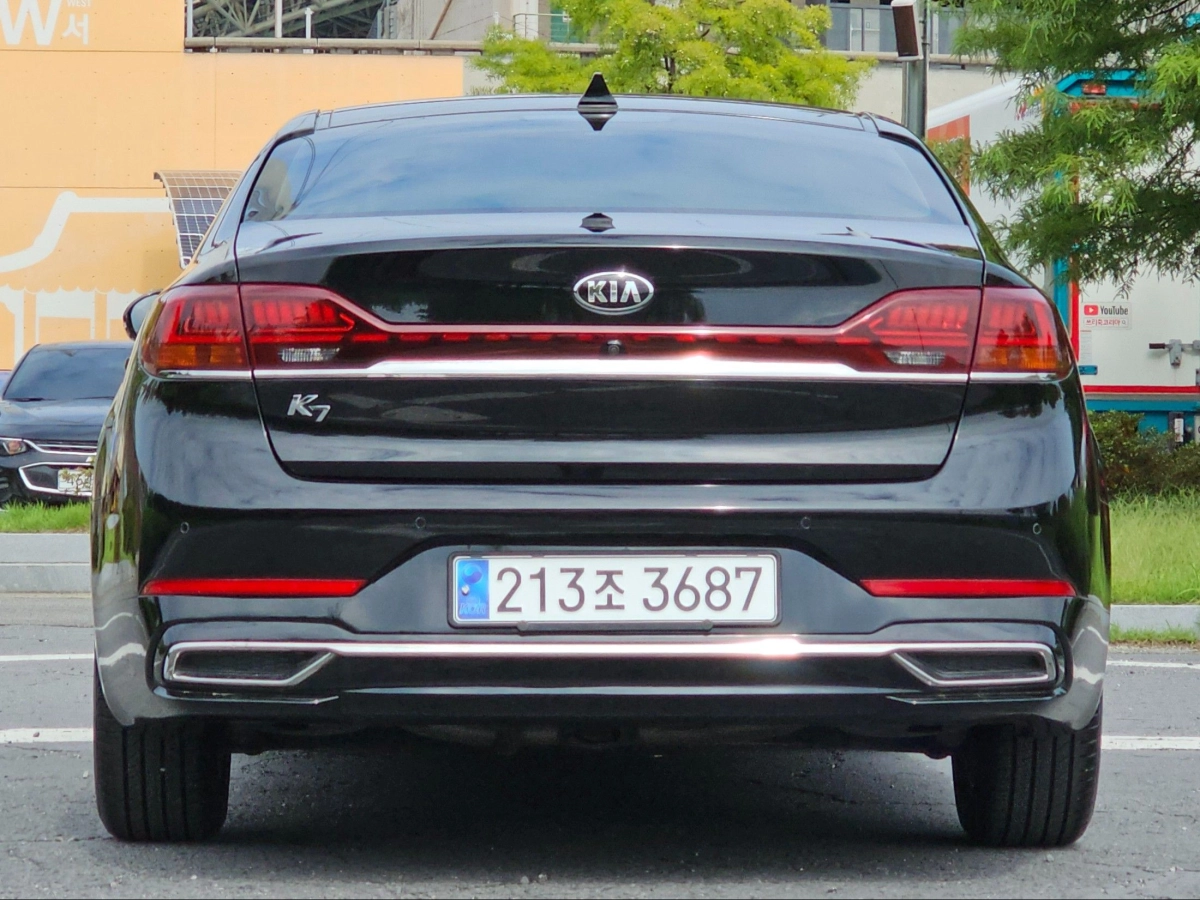 KIA K7 PREMIER