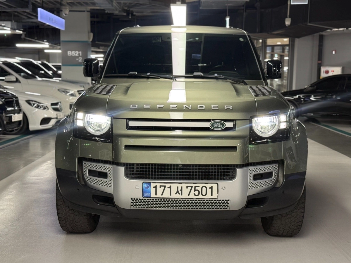 LAND ROVER DEFENDER L663 2021