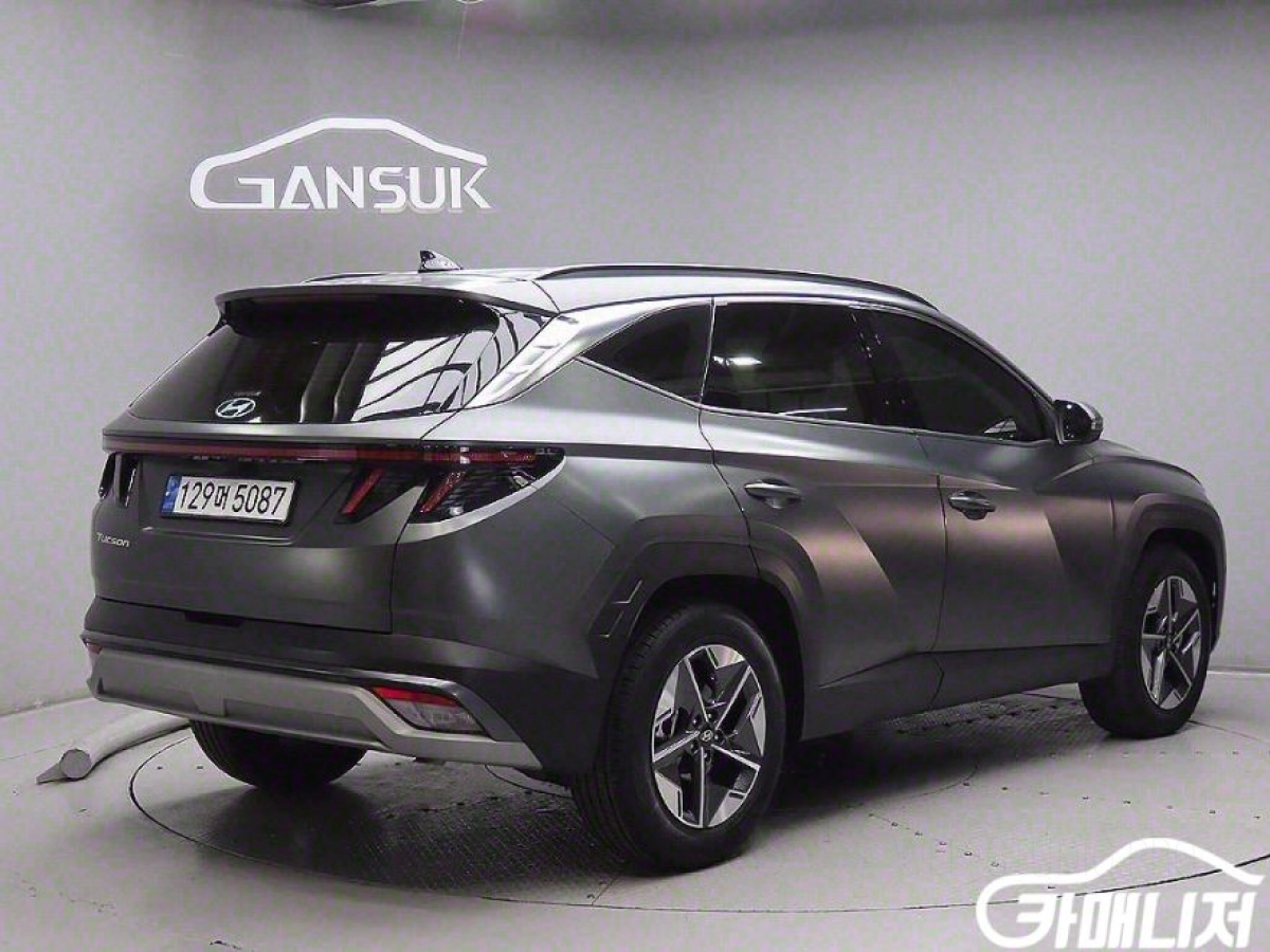 HYUNDAI TUCSON HYBRID NX4