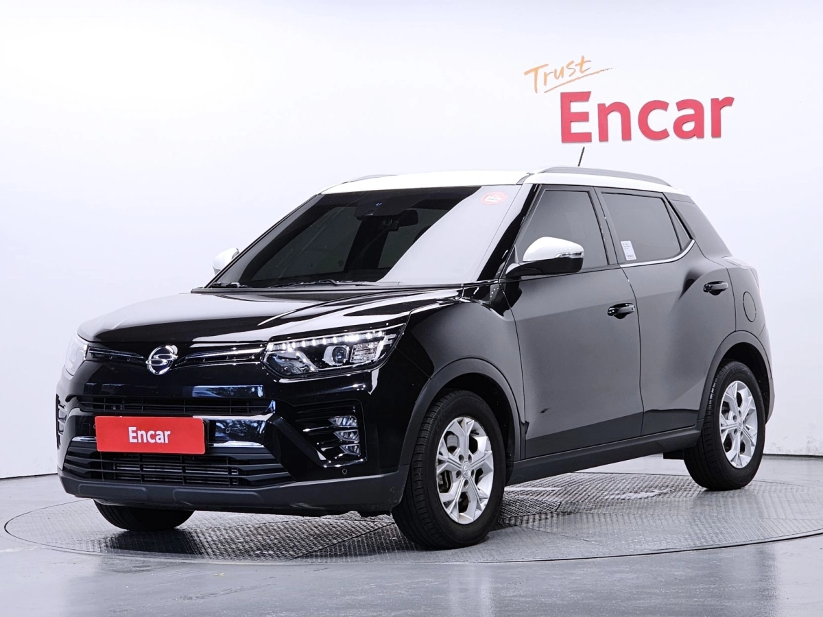 SSANGYONG TIVOLI VERY NEW