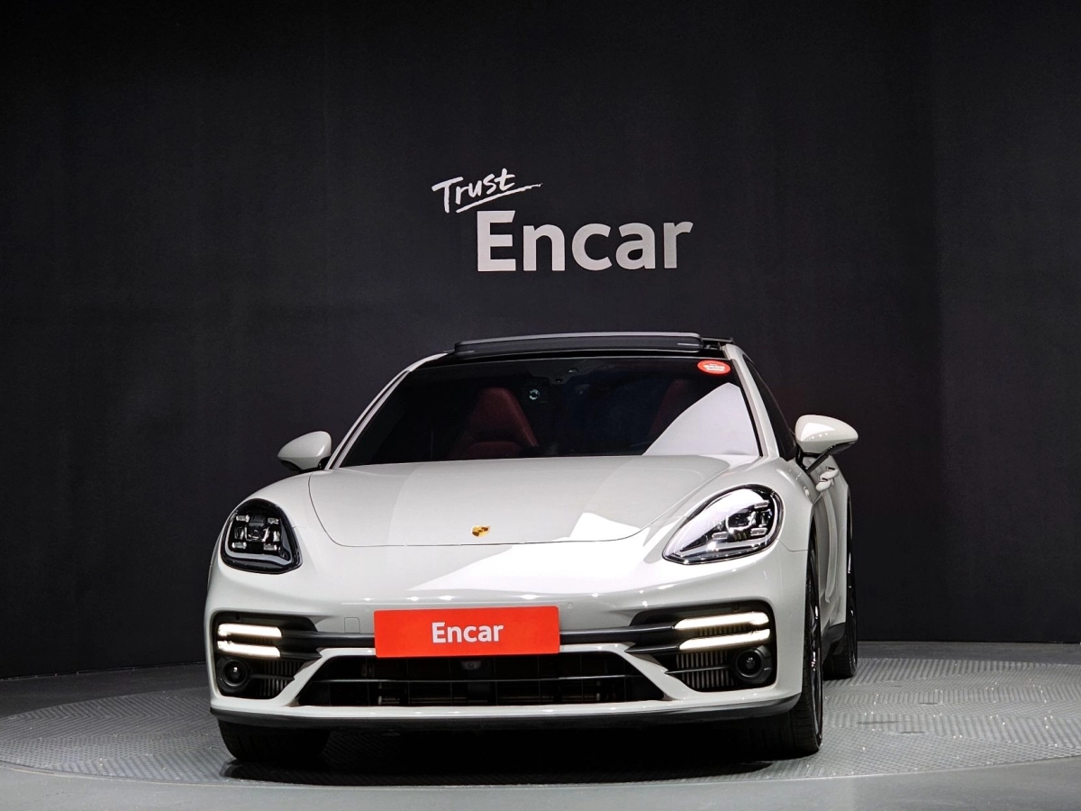 PORSCHE PANAMERA 971