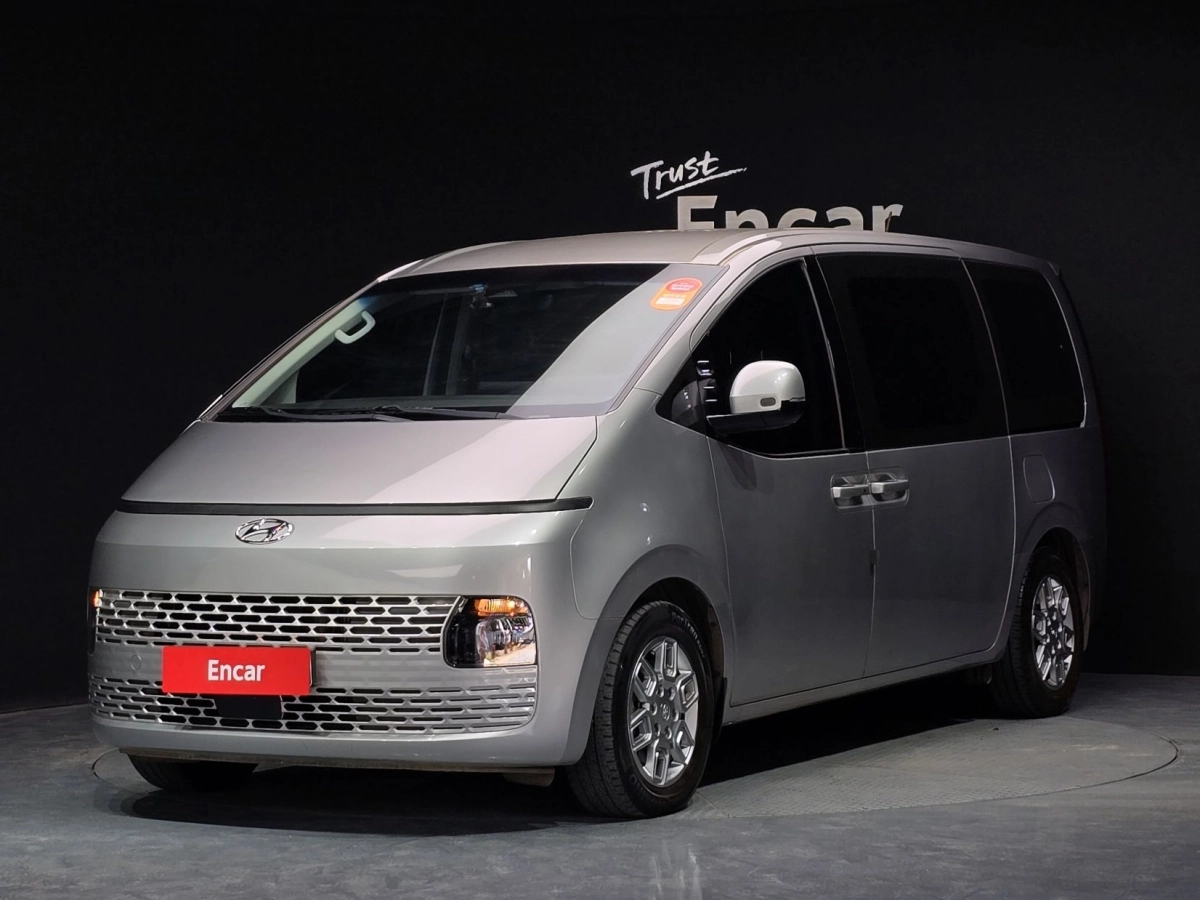 HYUNDAI STARIA 2021