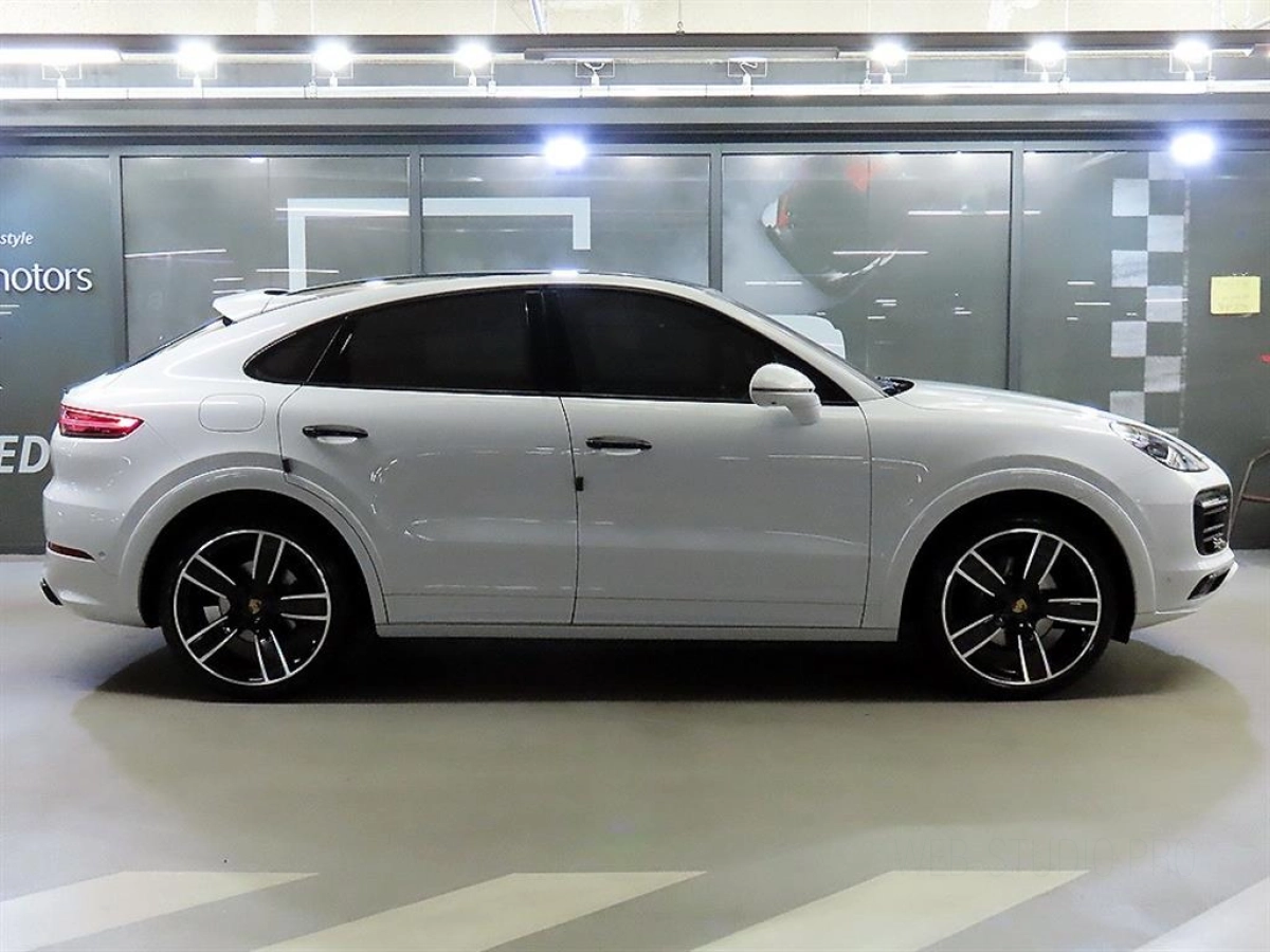 PORSCHE CAYENNE PO536