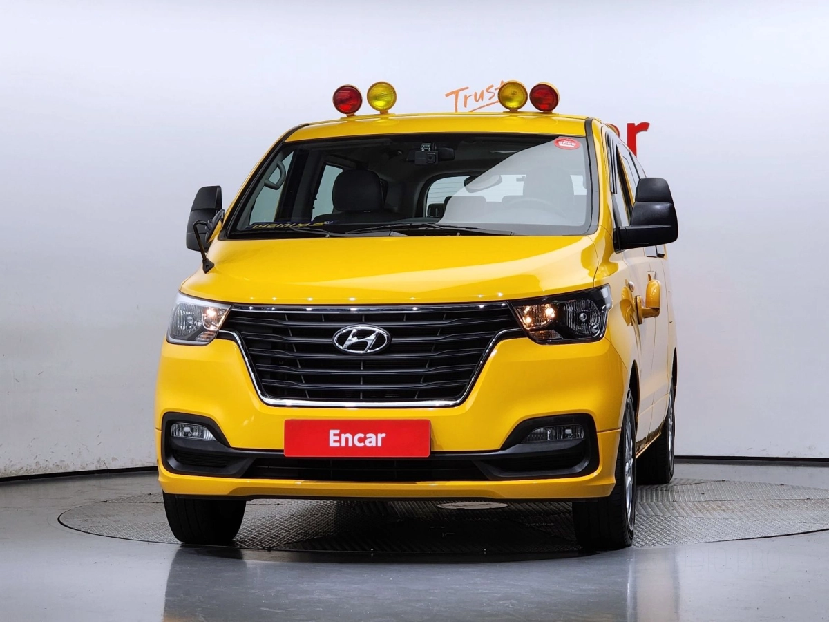 HYUNDAI STAREX GRAND