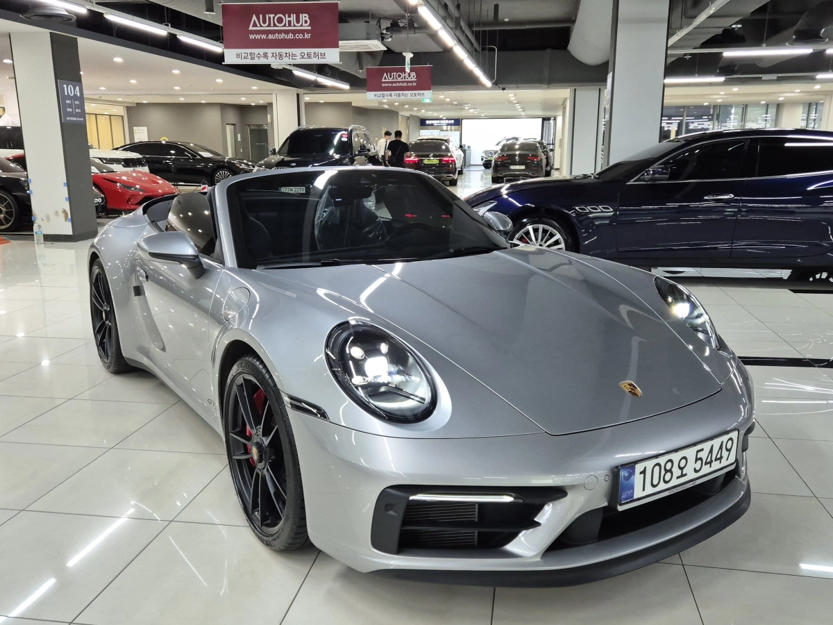 PORSCHE 911 992  2023