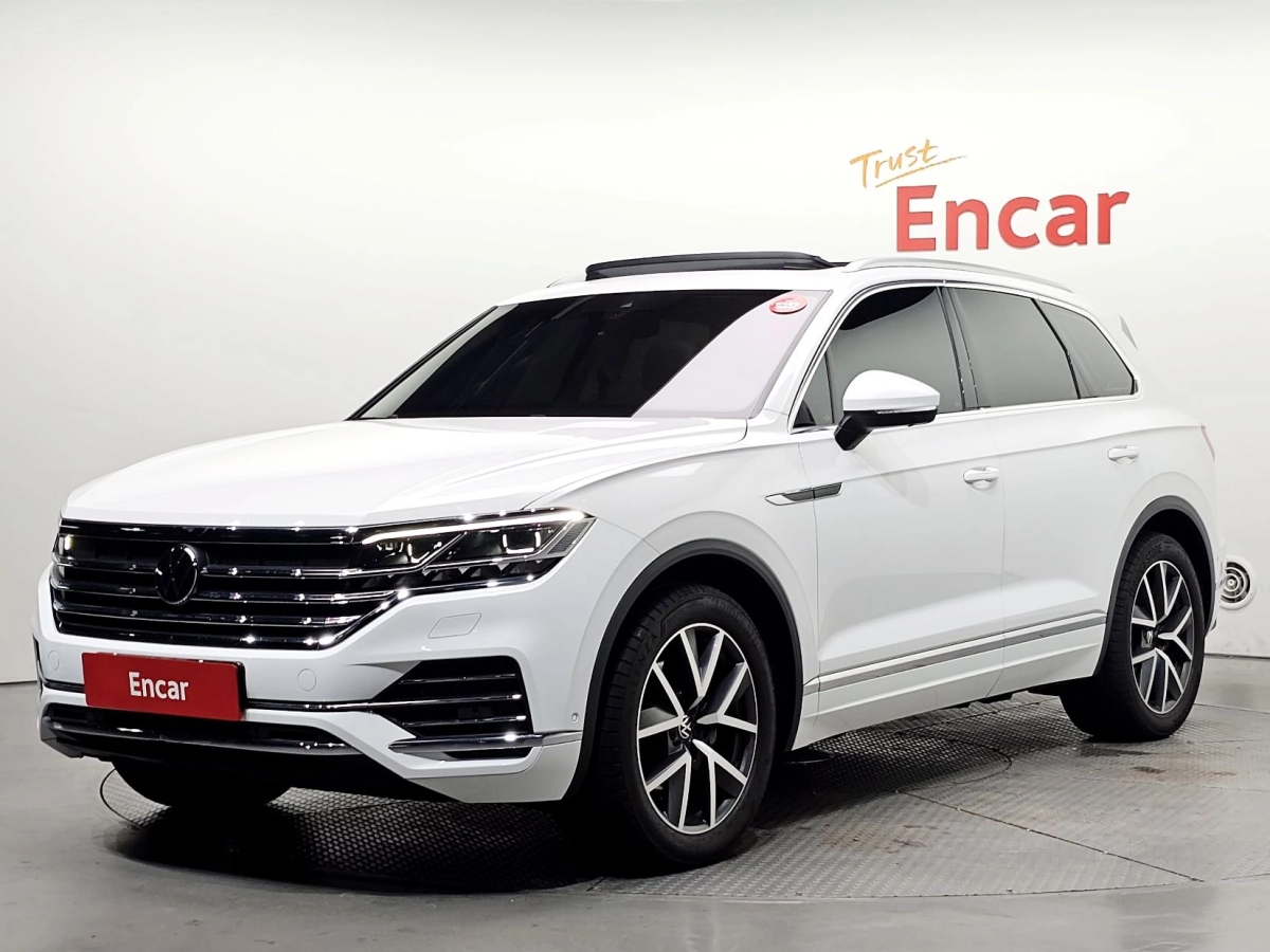 VOLKSWAGEN TOUAREG 2023