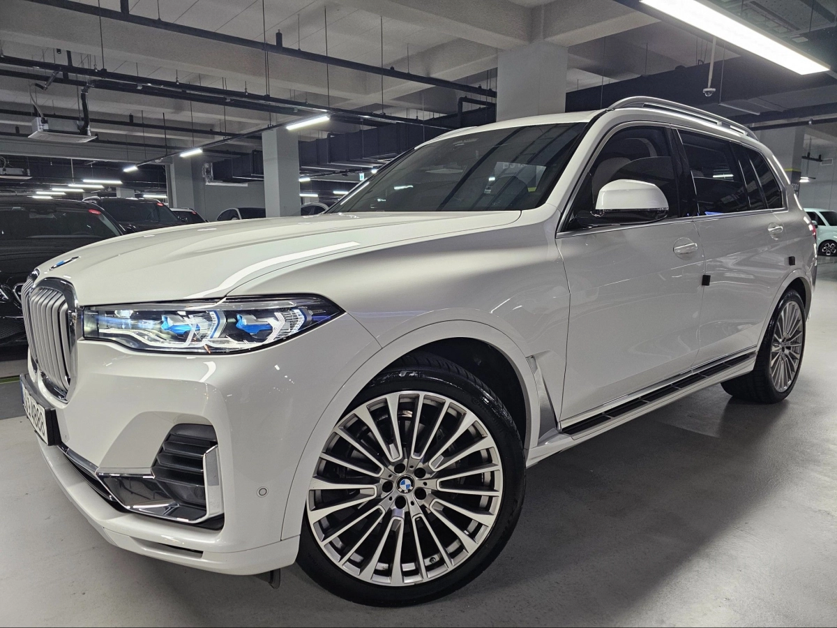 BMW X7 G07