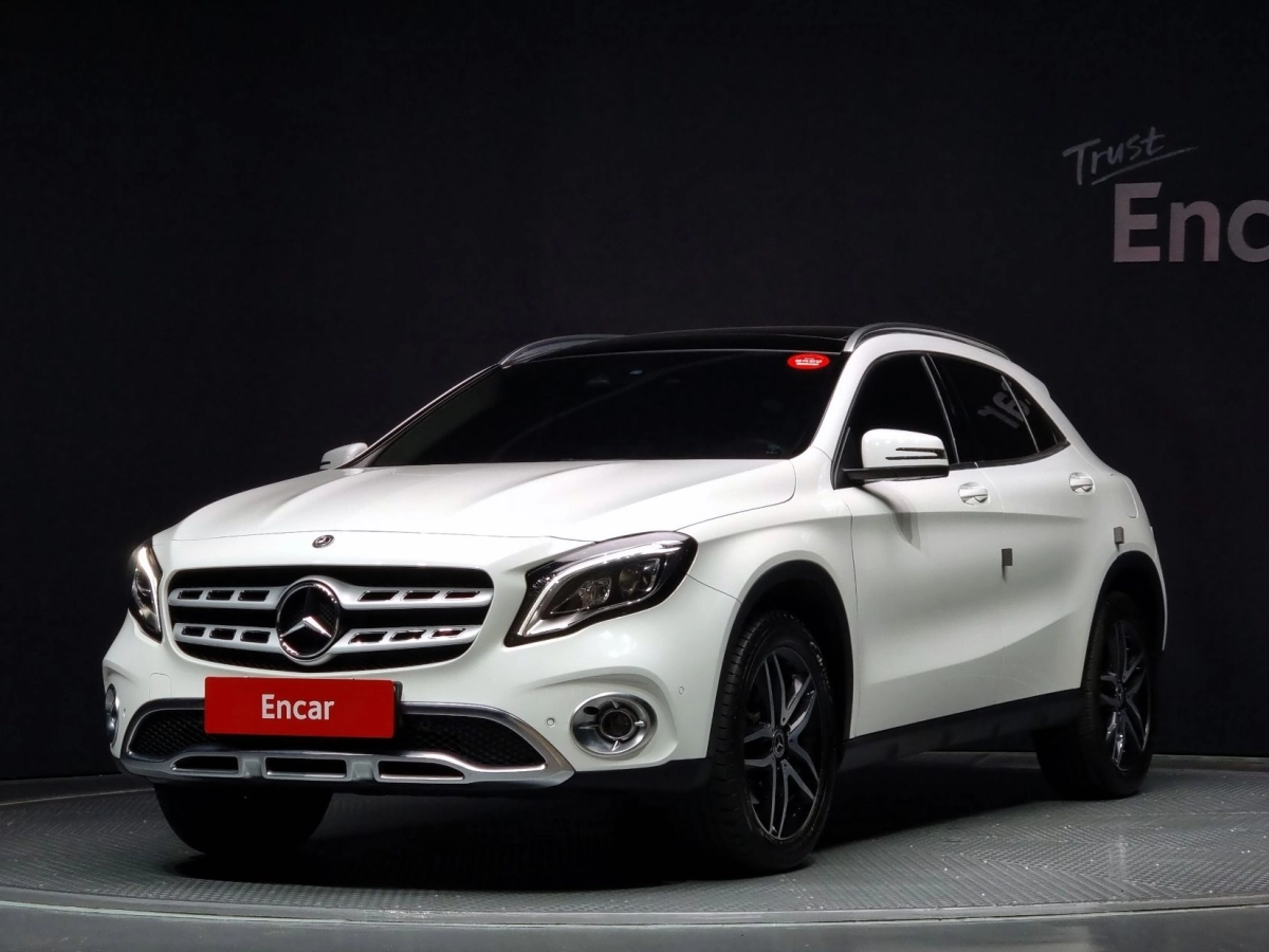 MERCEDES BENZ GLA-CLASS X156  2019