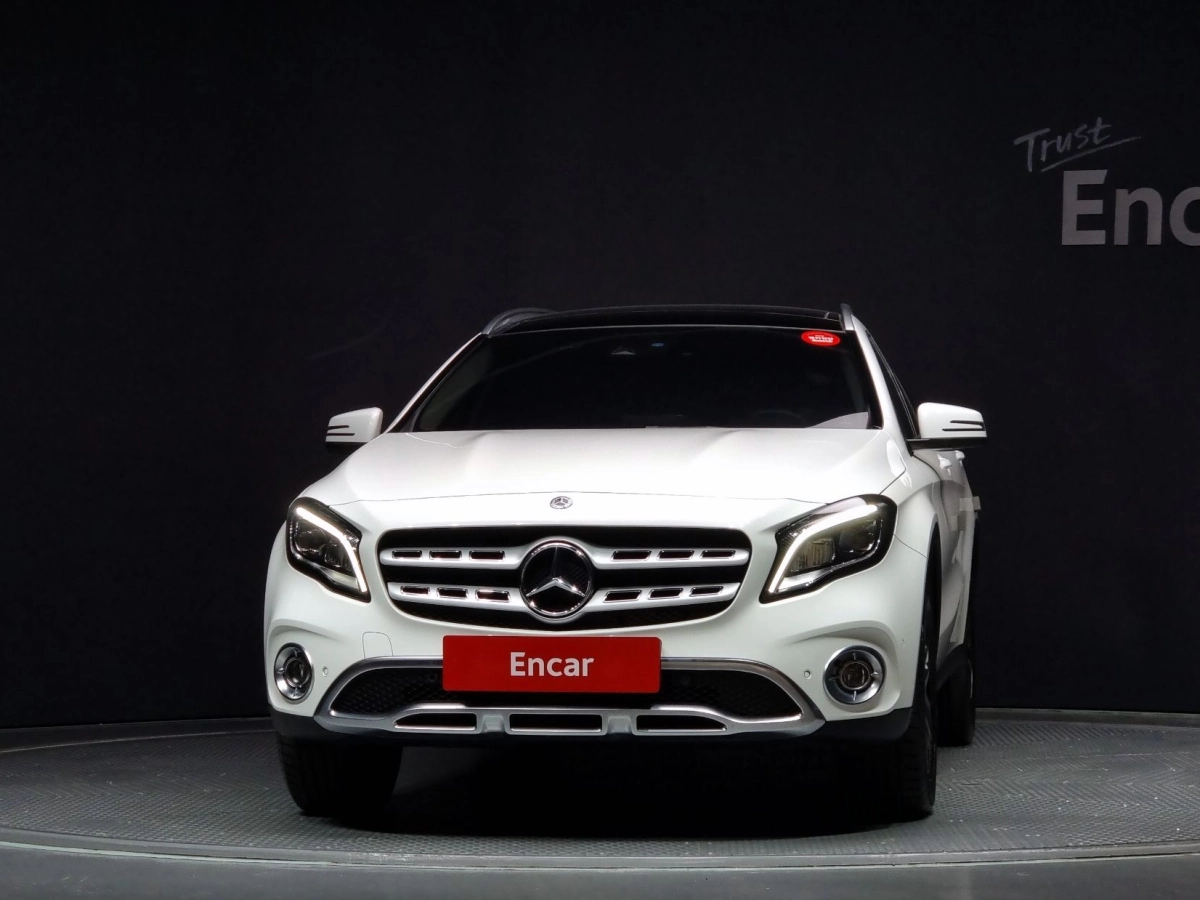 MERCEDES BENZ GLA-CLASS X156