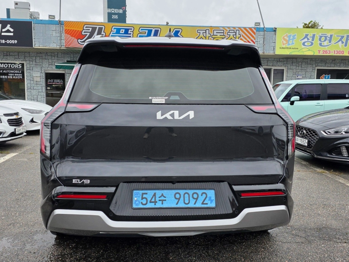 KIA EV9
