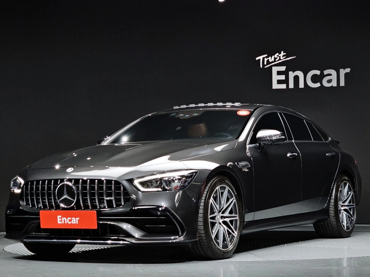 MERCEDES BENZ AMG GT