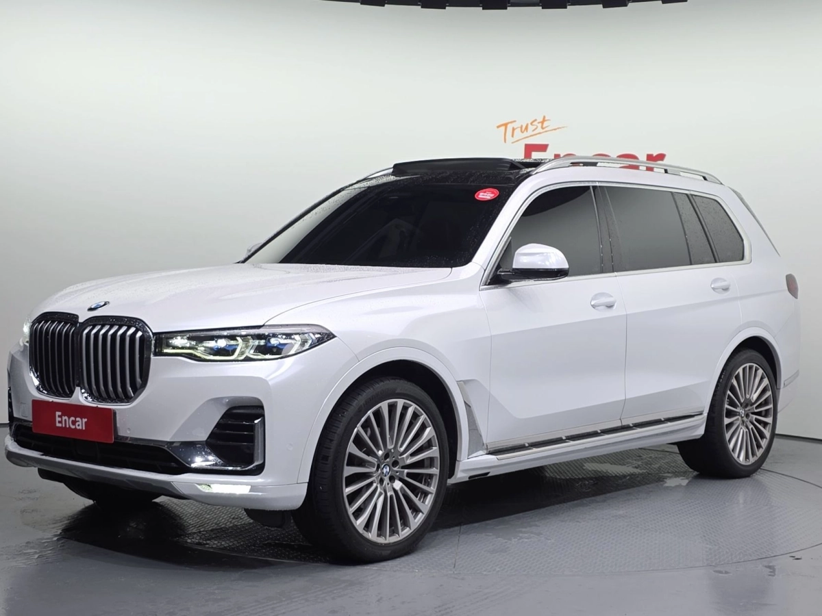 BMW X7 G07  2020
