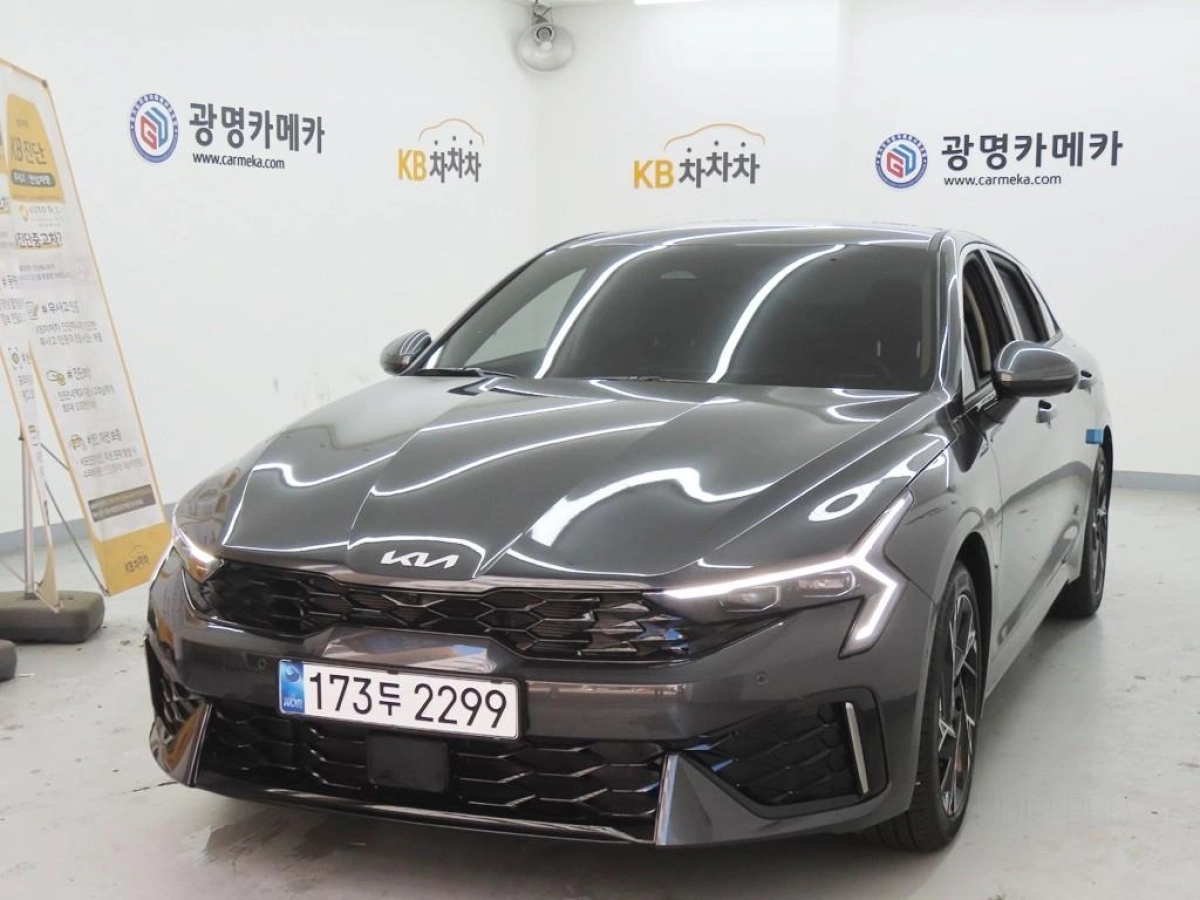 KIA K5 HYBRID