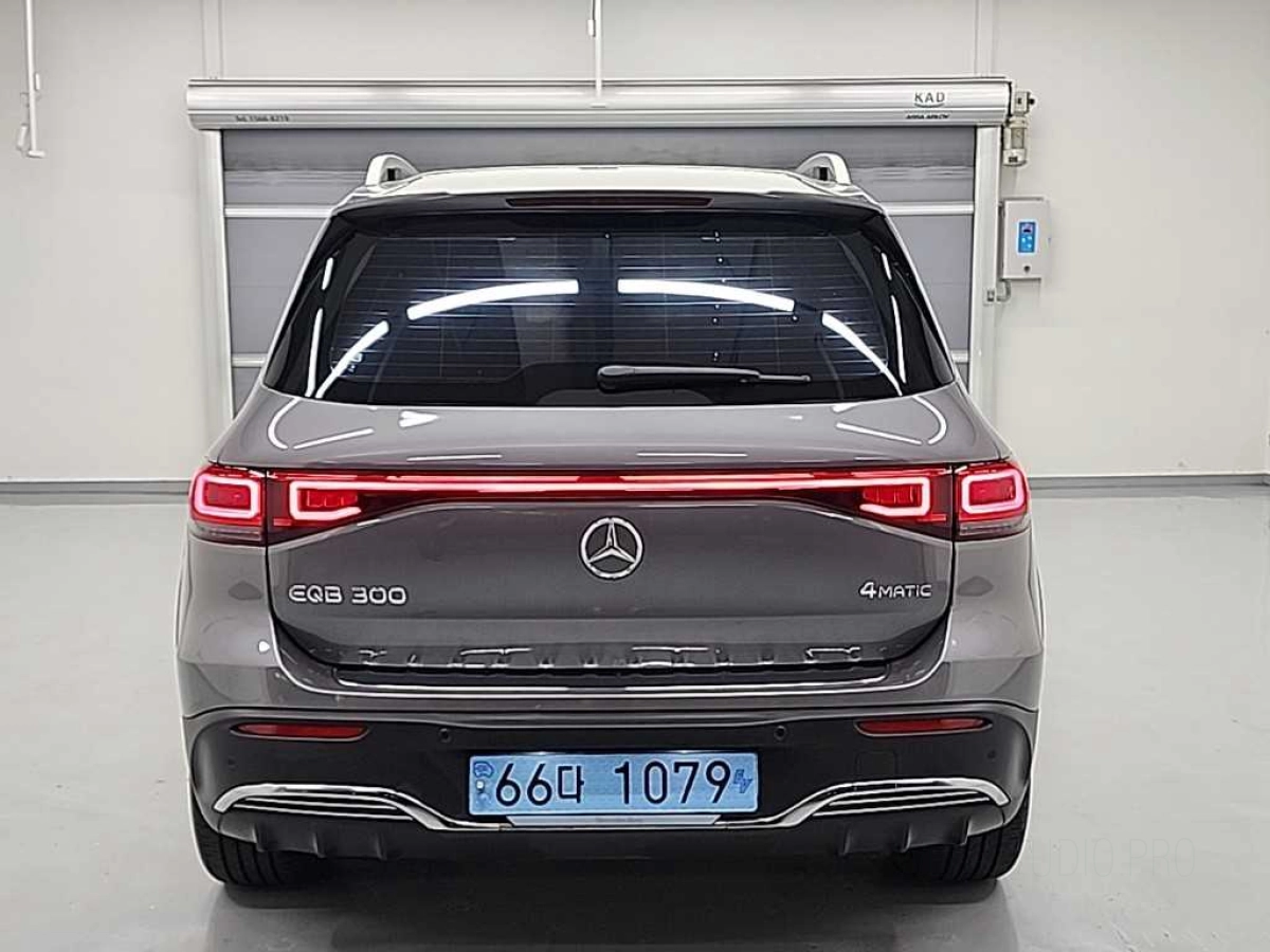 MERCEDES BENZ EQB X243