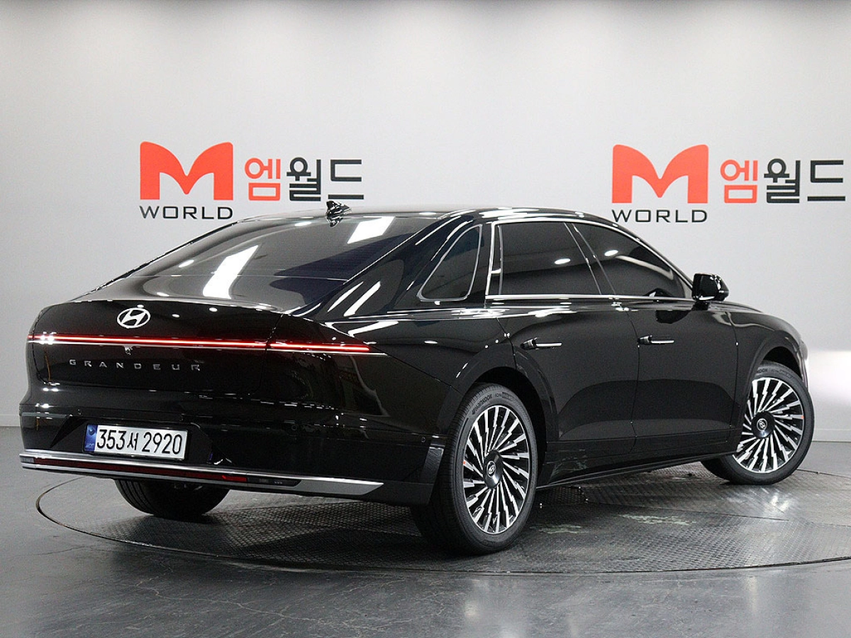 HYUNDAI GRANDEUR HYBRID GN7