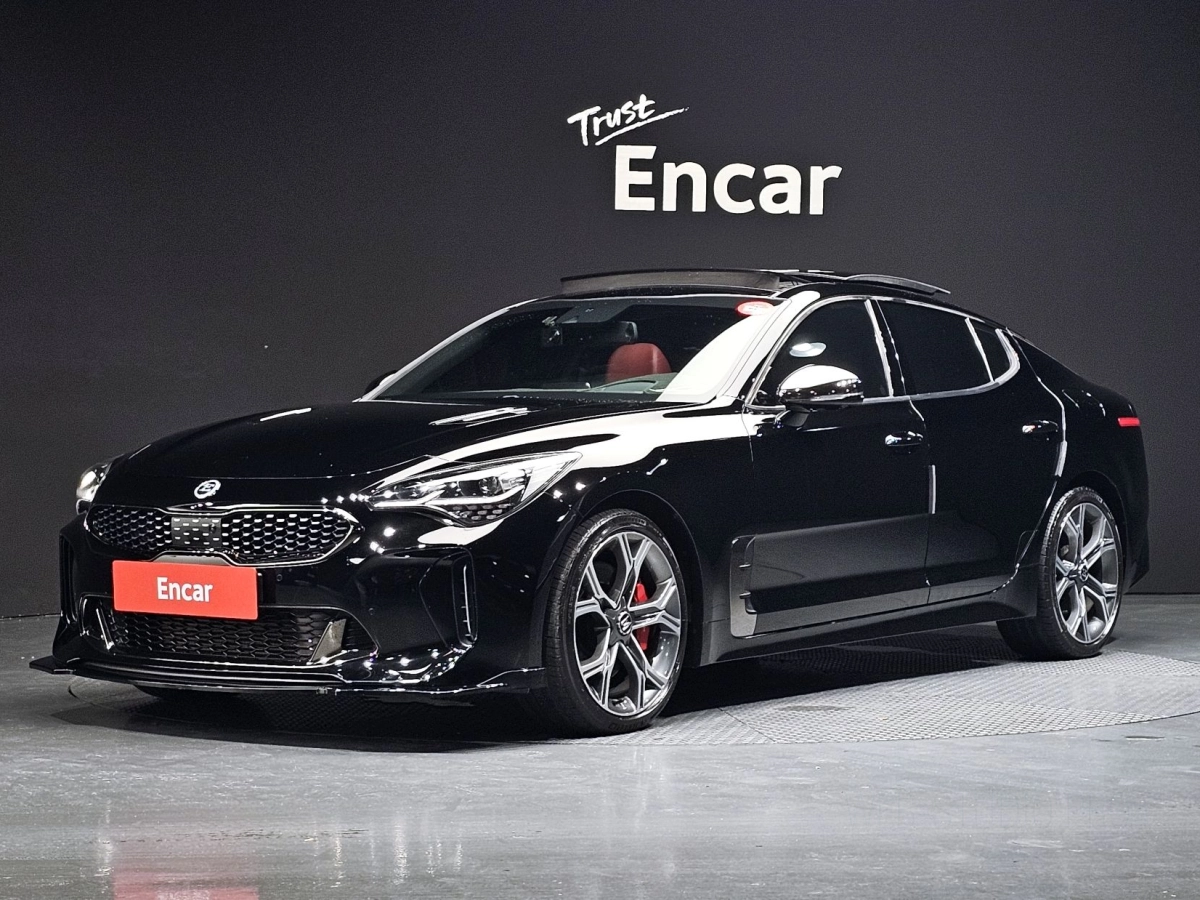 KIA STINGER  2019