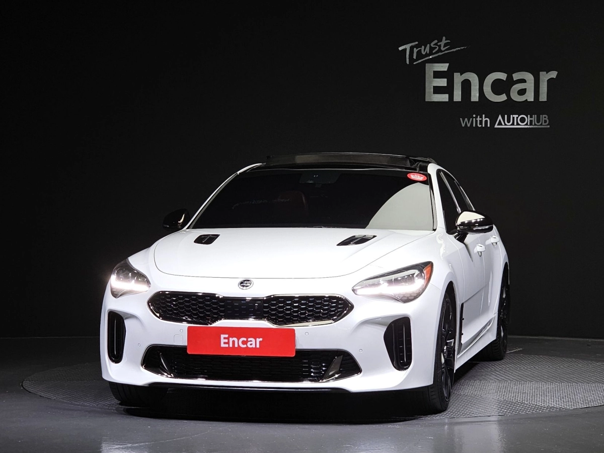 KIA STINGER