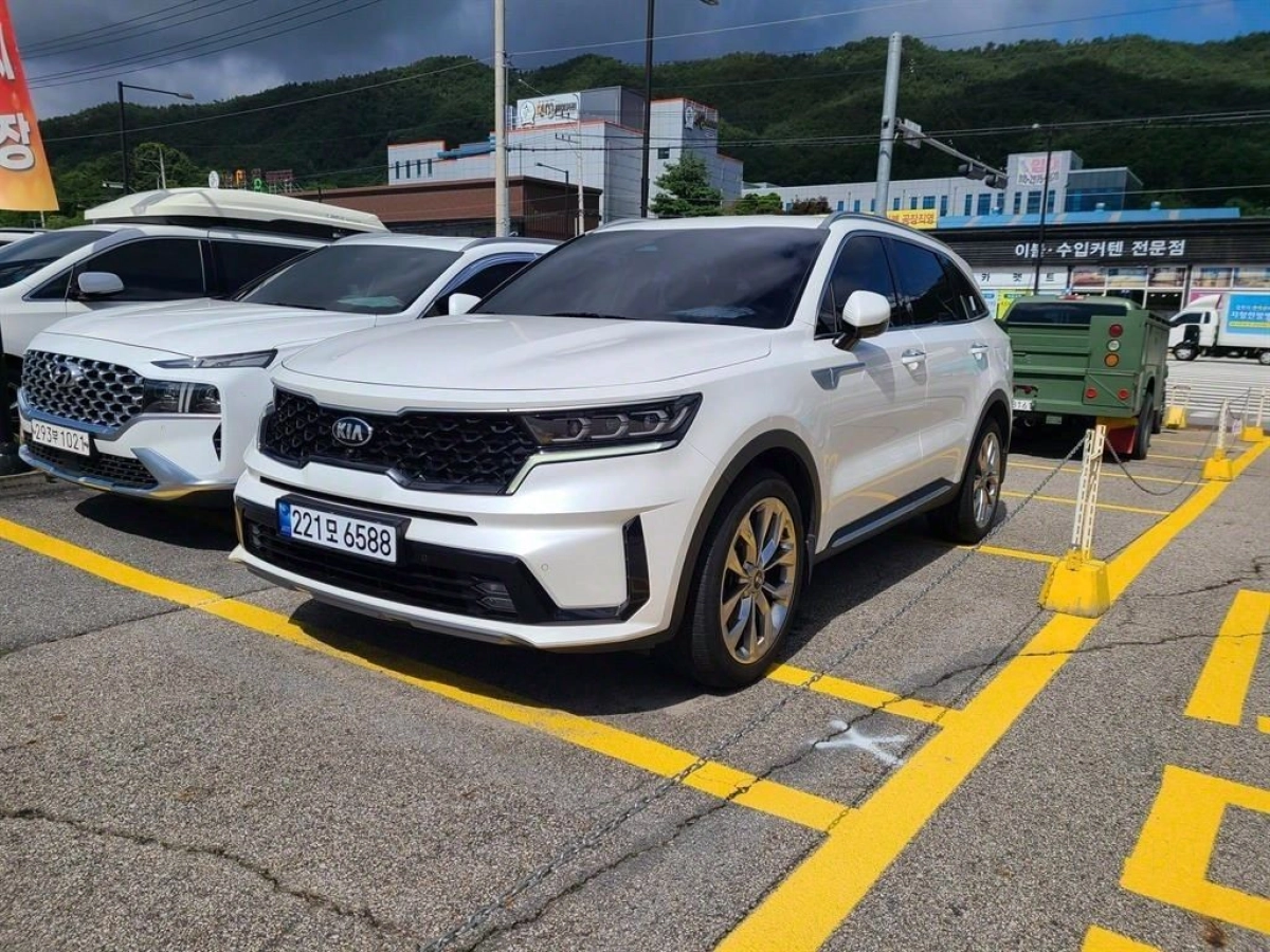 KIA SORENTO