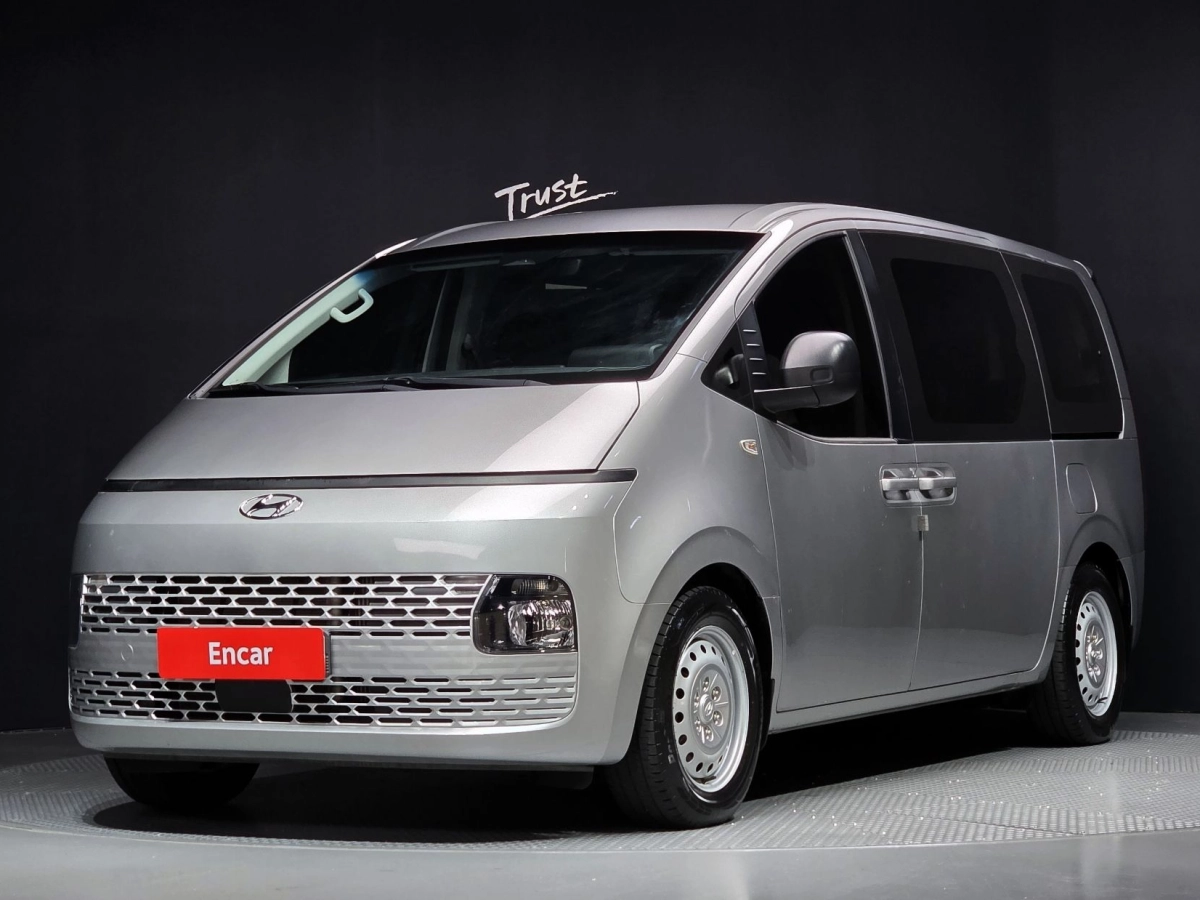 HYUNDAI STARIA 2021
