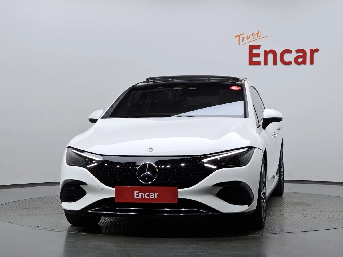 MERCEDES BENZ EQE V295