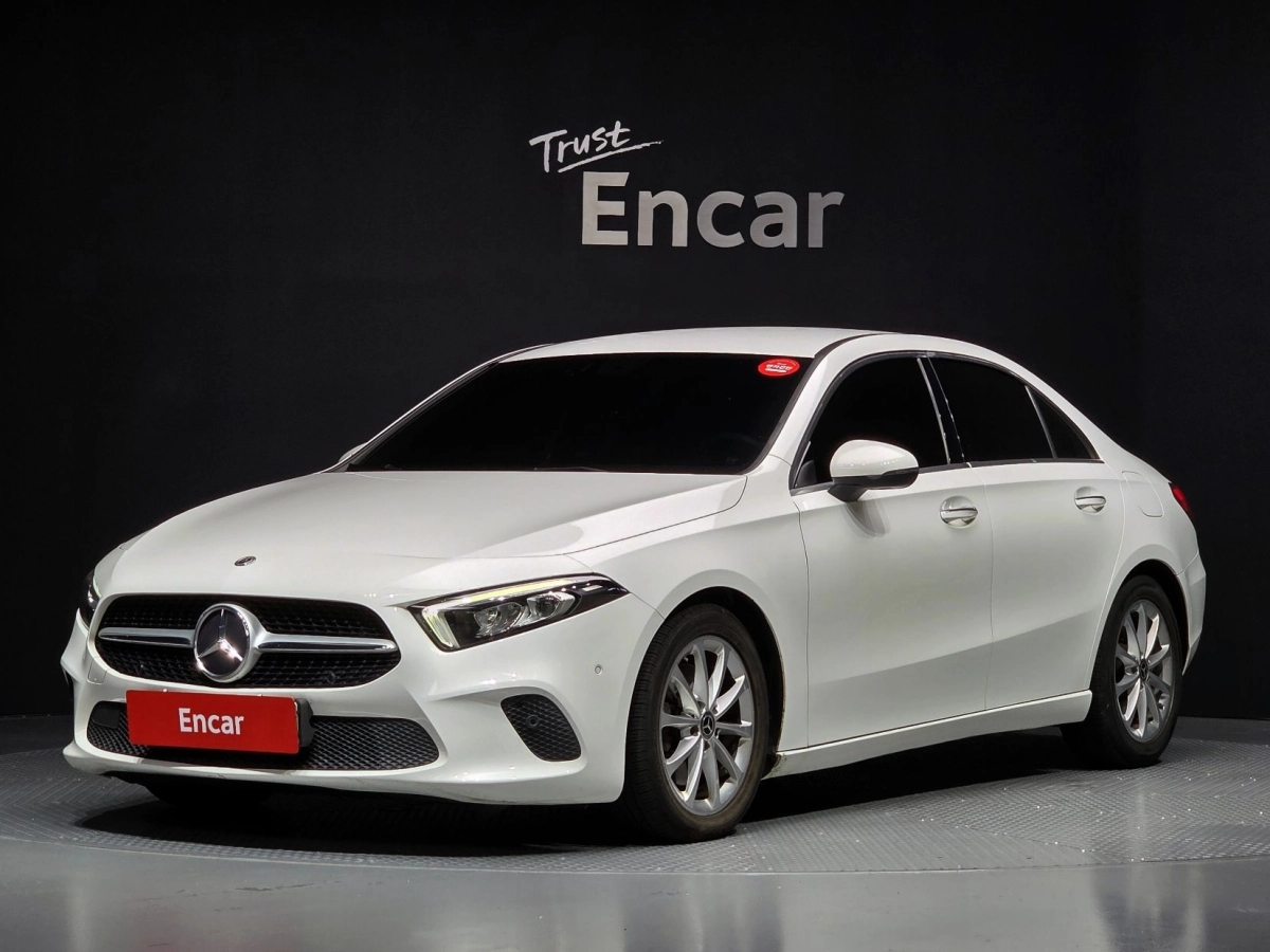 MERCEDES BENZ A-CLASS W177