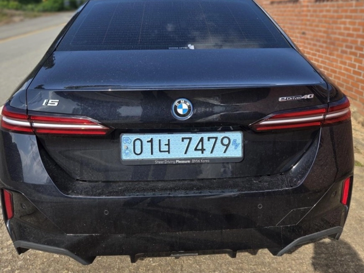 BMW I5 G60
