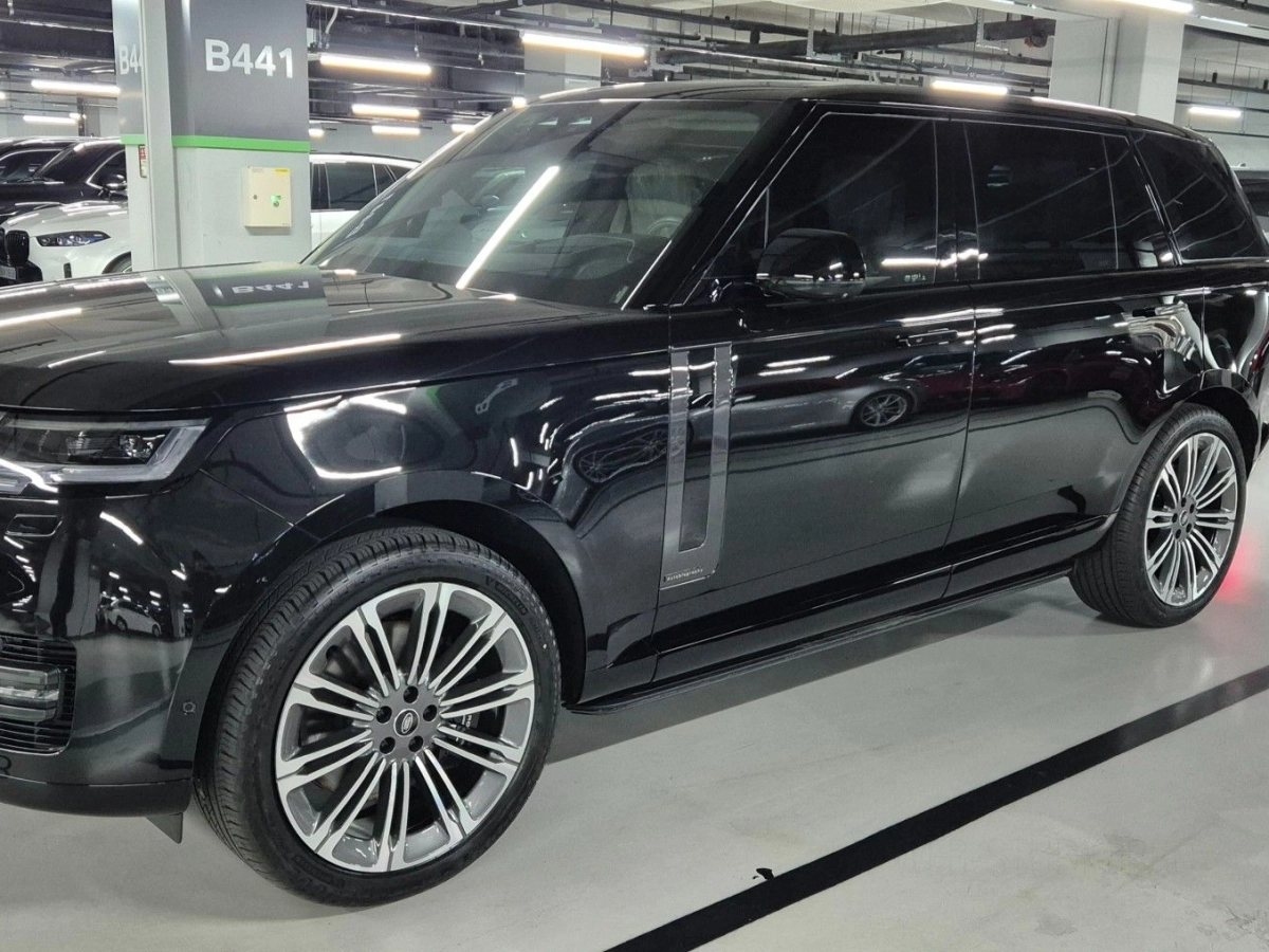 LAND ROVER RANGE ROVER 2025