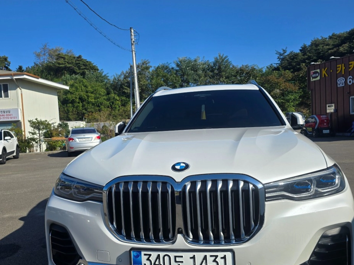 BMW X7 G07  2019