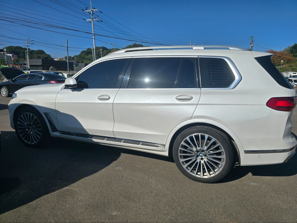 BMW X7 G07